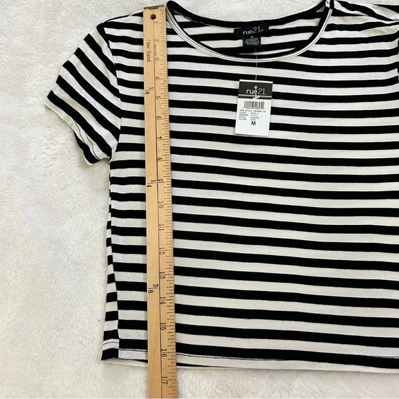 Rue21 Striped Black and White Crop Top - Picture 6 of 7